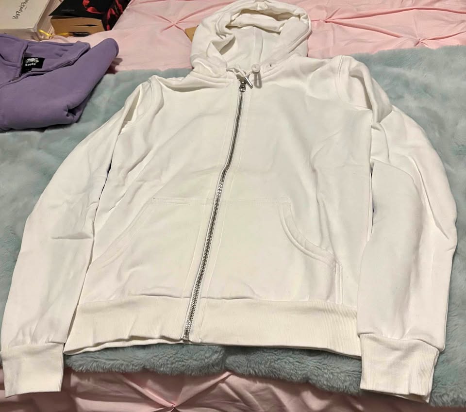 White zip hoodie