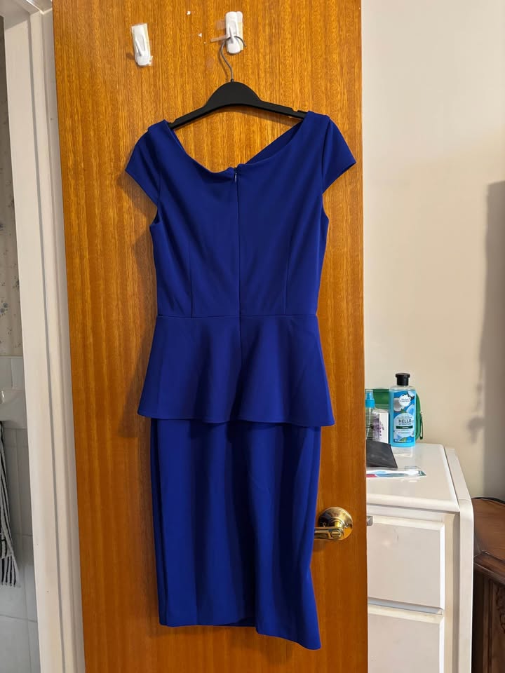 Peplum dress from Le chateau - photo 2