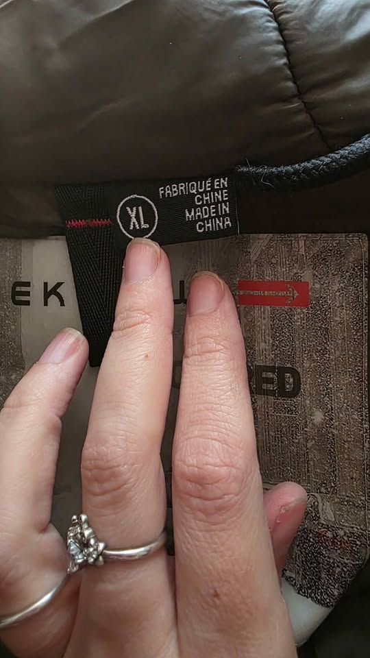 Like new mens XL winter jacket - photo 4
