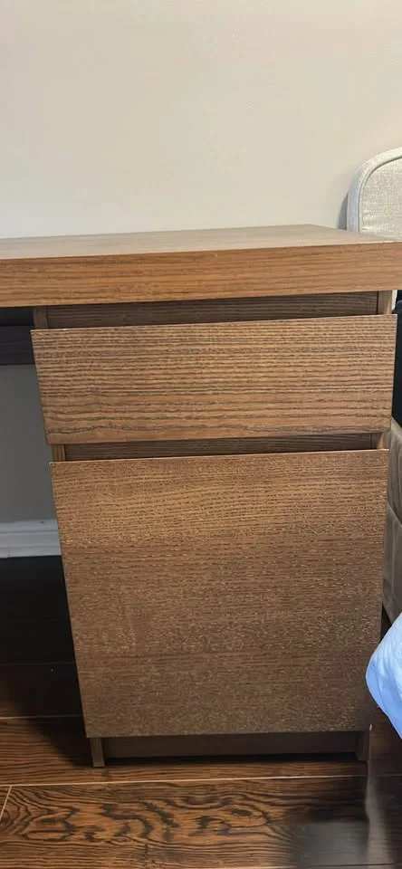 Ikea Malm Desk image indicator(2)