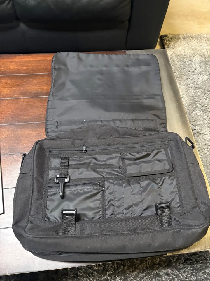 Aviation Laptop Bag - photo 3