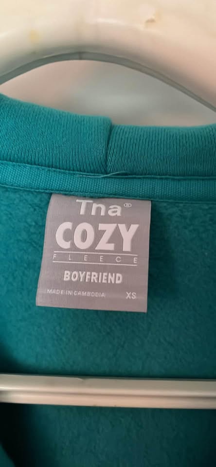 TNA hoodie xs - photo 2