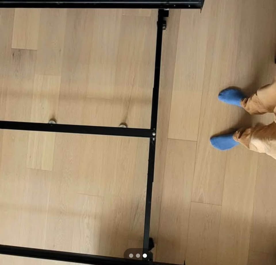 Queen or King Bed Frame Adjustable - photo 2