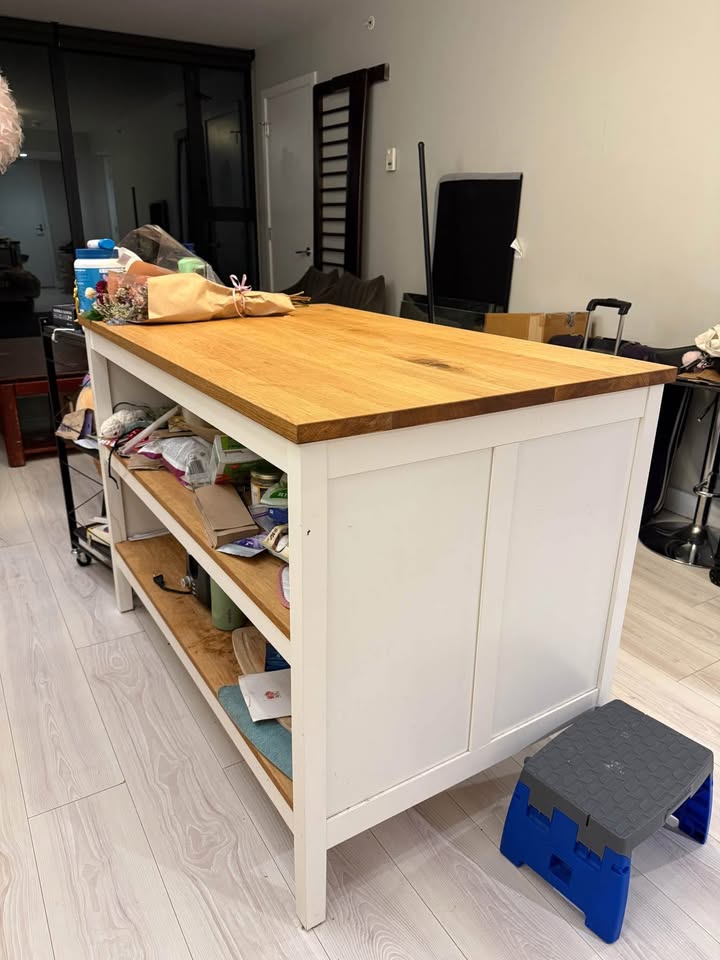 Kitchen Island - photo 2