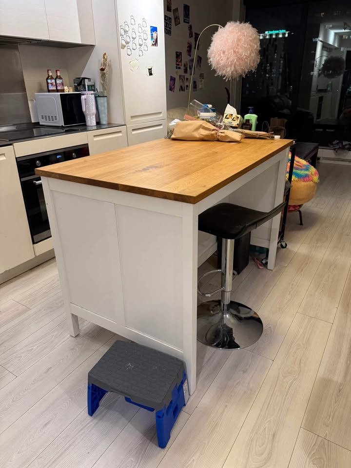 Kitchen Island - photo 5