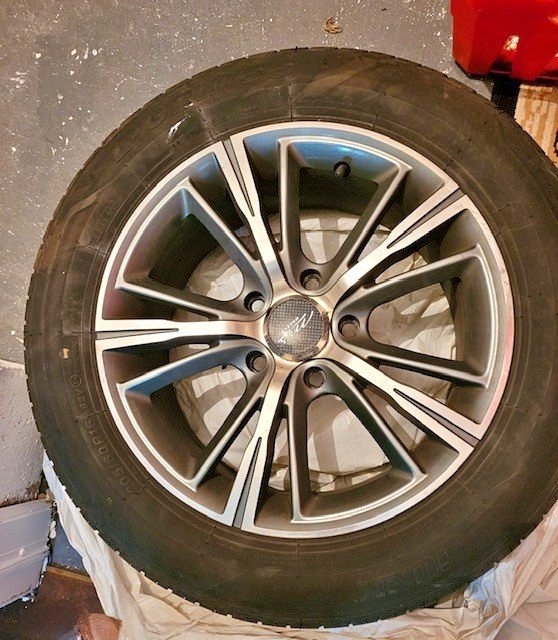Summer/4 Seasons Tire with Rims/Wheels Set (205/60R16)