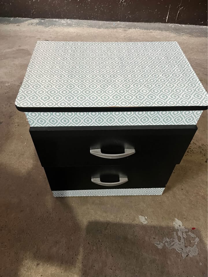 2-Drawer Night Stand (2 Pieces) - photo 2