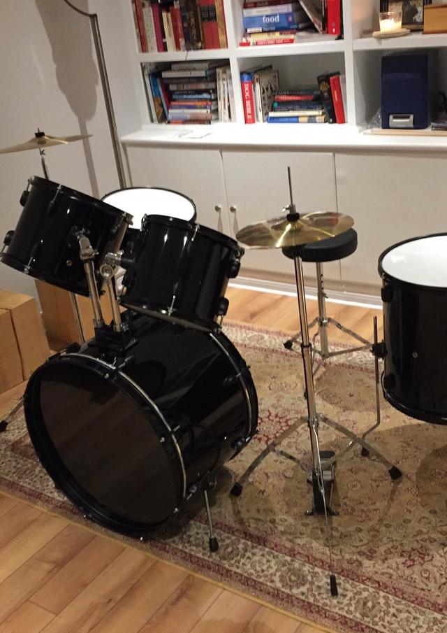 Complete Full Size Drum Set for Adults. LIKE NEW.