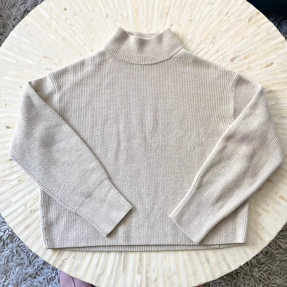 Lululemon Merino Wool-Blend Sweater Size 2 thumbnail