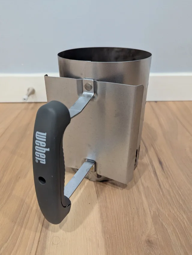 Weber Compact Rapidfire Chimney Starter image indicator(2)