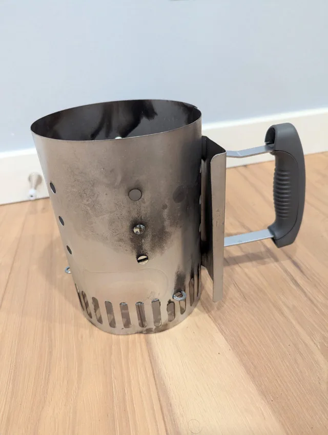 Weber Compact Rapidfire Chimney Starter image indicator(3)