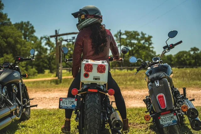 DemerBox DB2 Speaker image indicator(5)