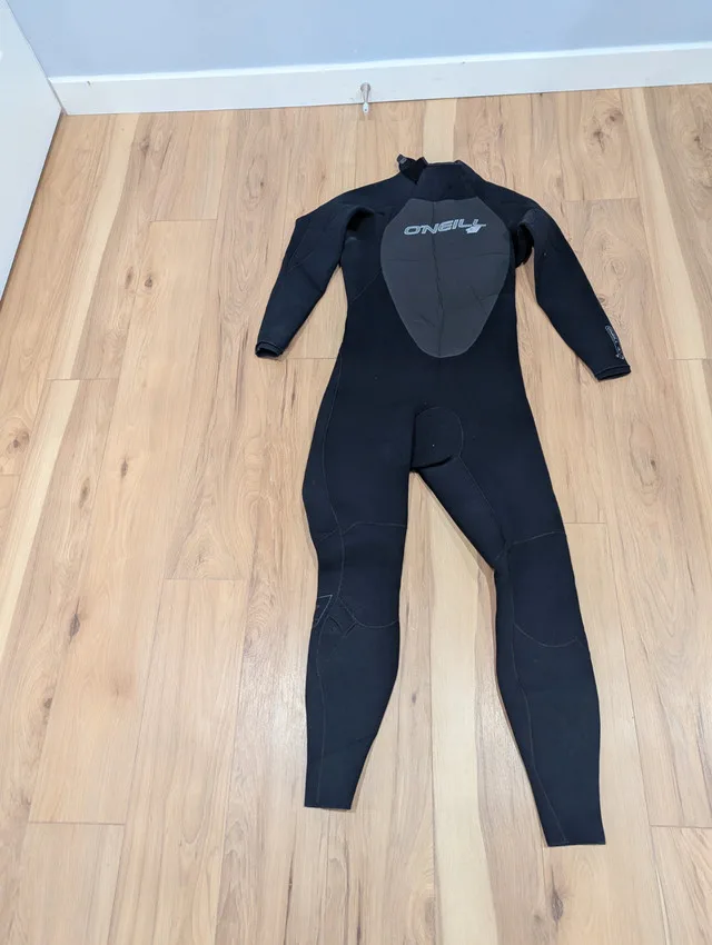 O'Neill Men's Epic Wetsuit image indicator(3)