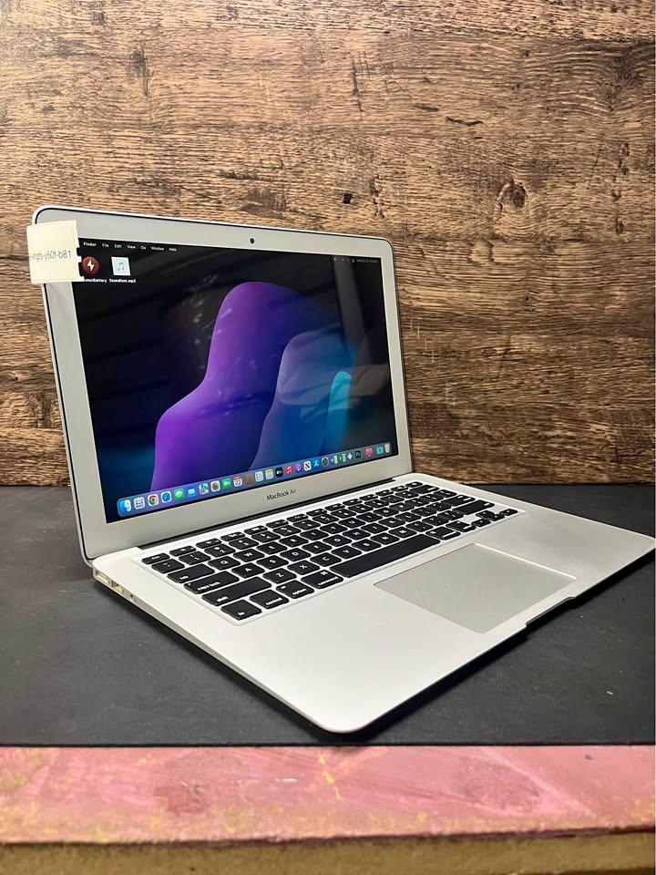 Apple MacBook Air 13” with charger - 100% working