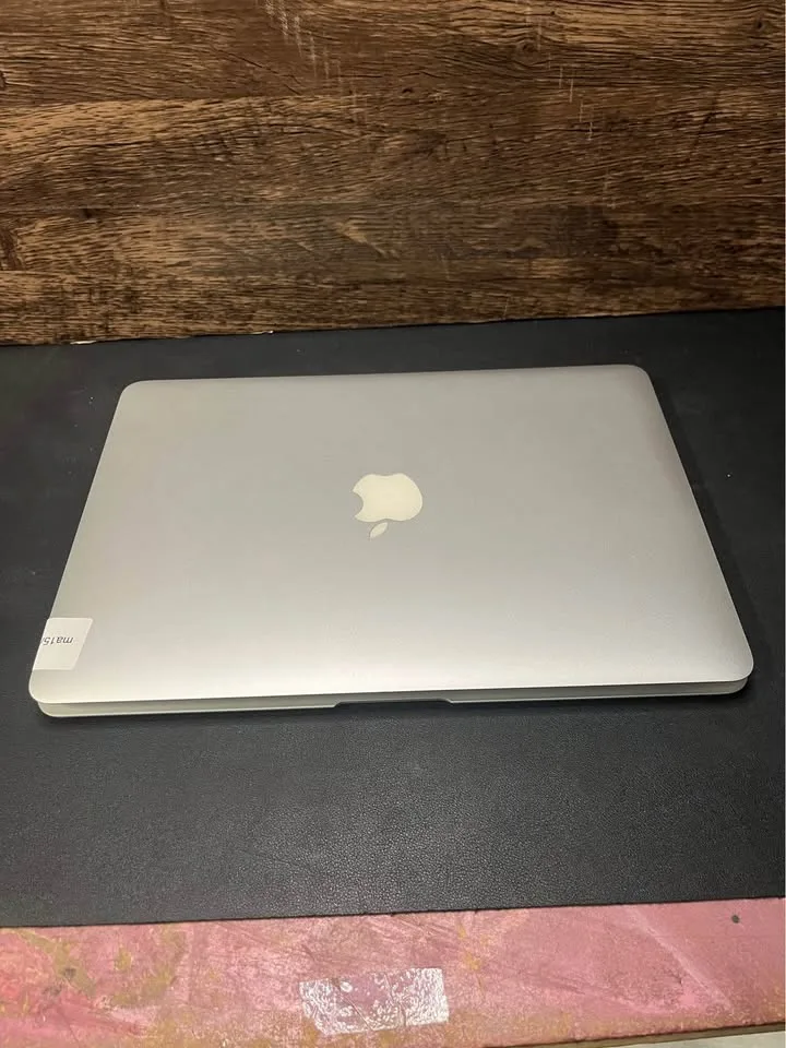 Apple MacBook Air 13” with charger - 100% working image indicator(4)