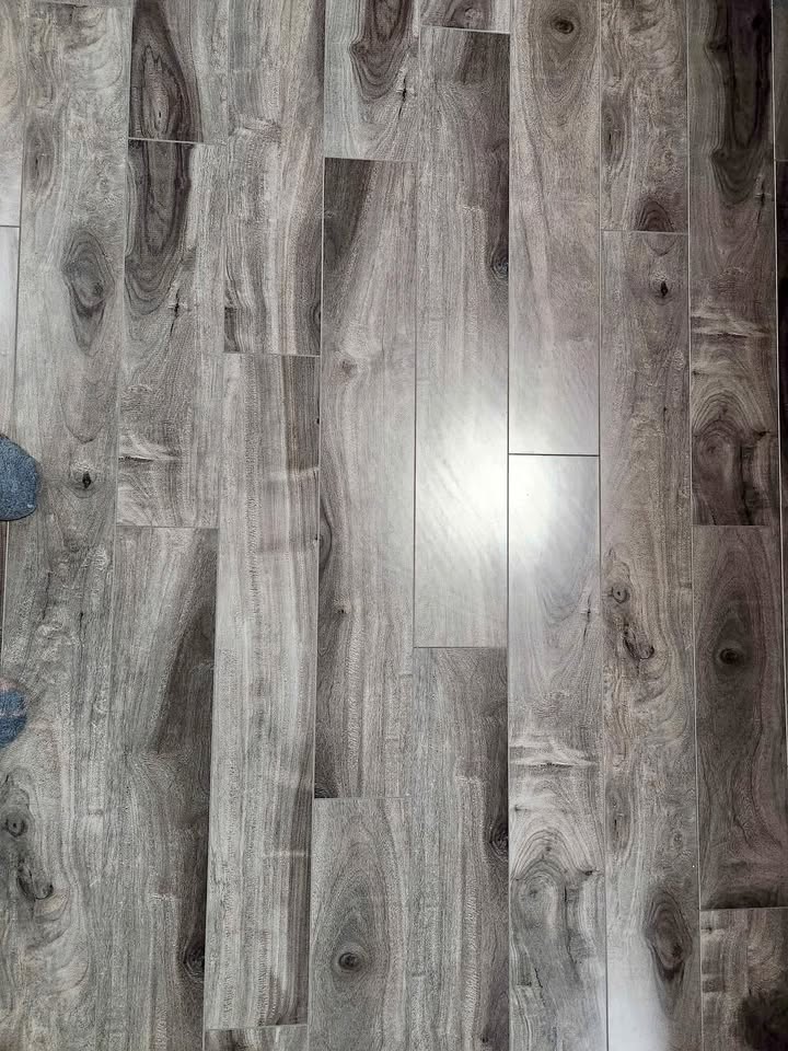 Laminate floor 15.3 mm thick
