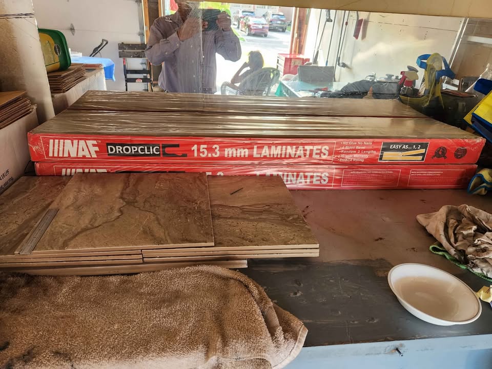 Laminate floor 15.3 mm thick - photo 3