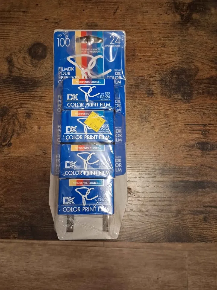 Vivitar V3800N film camera plus film image indicator(5)