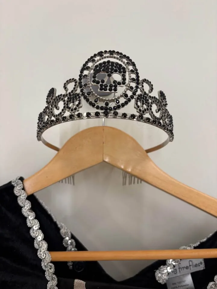 Skeleton Princess Costume and matching jewelry image indicator(4)