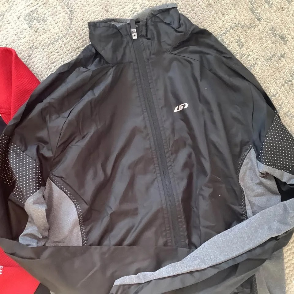 Women’s Louis Garneau Cycling Bundle - All new! image indicator(3)