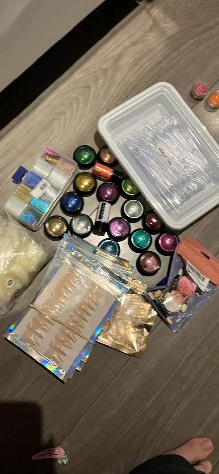 Gel nails supplies image indicator(3)