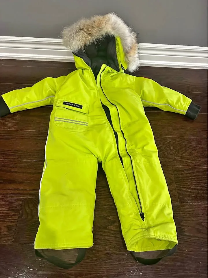 Canada Goose Baby Snowsuit 18-24 months thumbnail