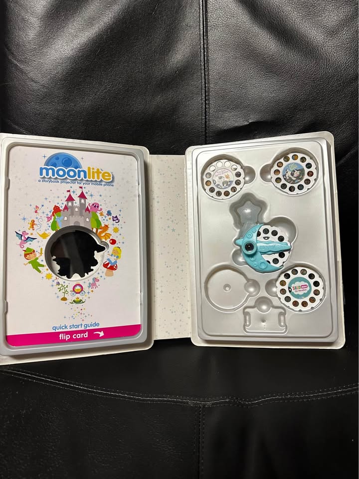 Moonlight Story Projector *MARKHAM* - photo 2