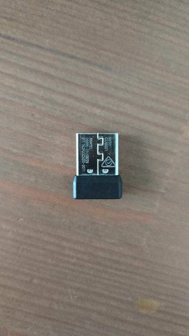 Logitech G PRO X Superlight Wireless Gaming Mouse USB receiver image indicator(2)