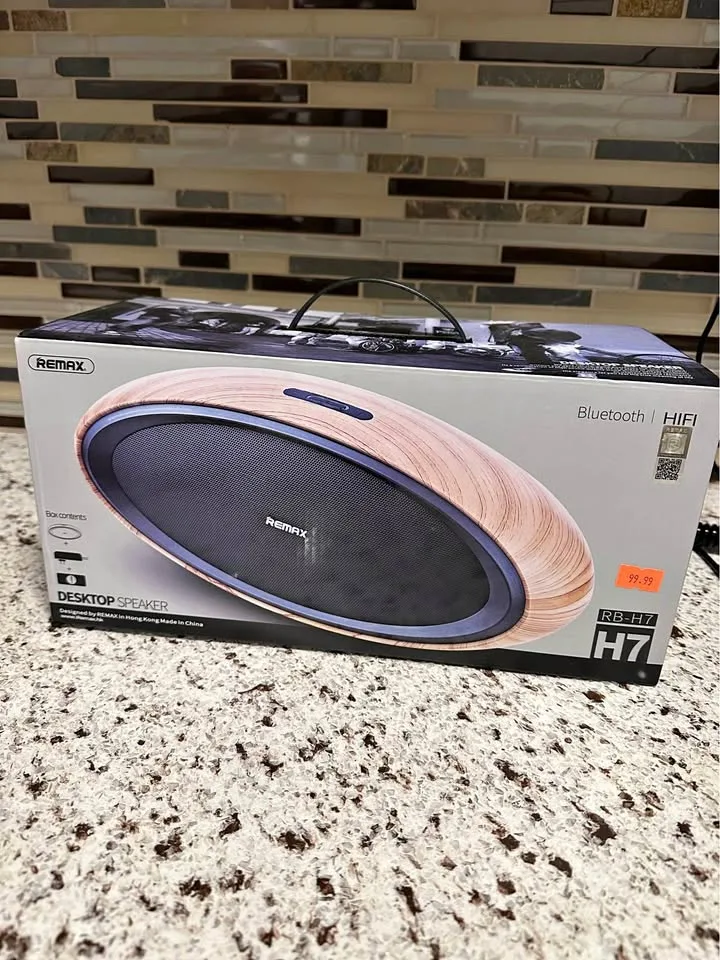 Remax Bluetooth Speaker *MARKHAM* thumbnail