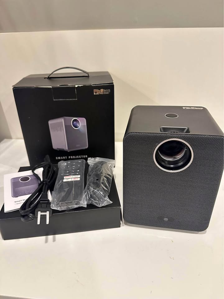 Smart Home Projector- Built-In Android System