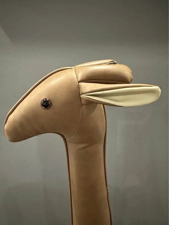 Giraffe Ottoman Stool Decor image indicator(3)