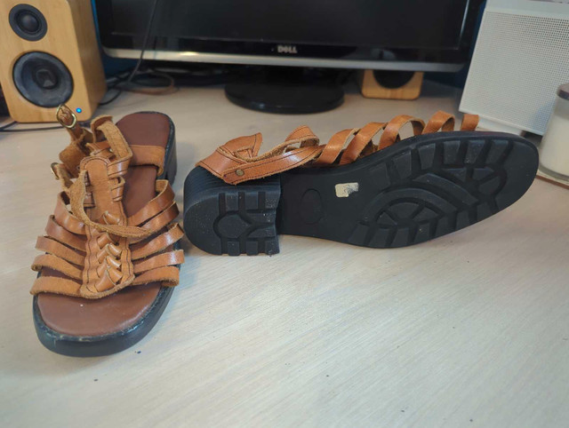 Size 10 Women's Sandals - photo 4