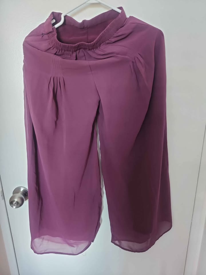 Girls’ Traditional 3-Piece Outfit – Size 30 - photo 5