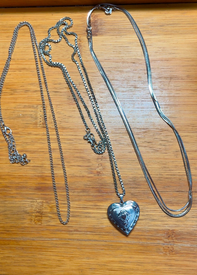 Women’s Silver-Tone Necklace Bundle - Locket & 4 Chains