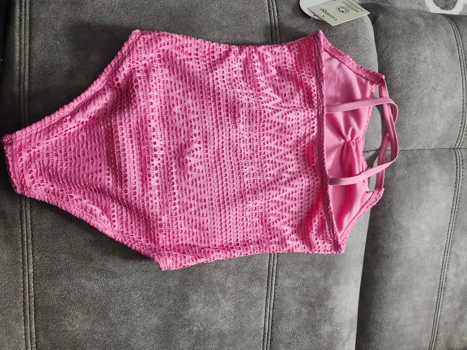Cute Pink Girls’ Swimsuit – BNWT Size 6 🌸 image indicator(3)