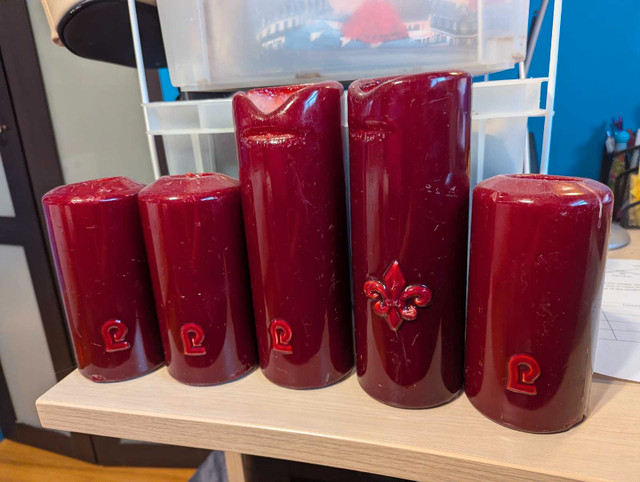 Engels Klassik Red Pillar Candle Set