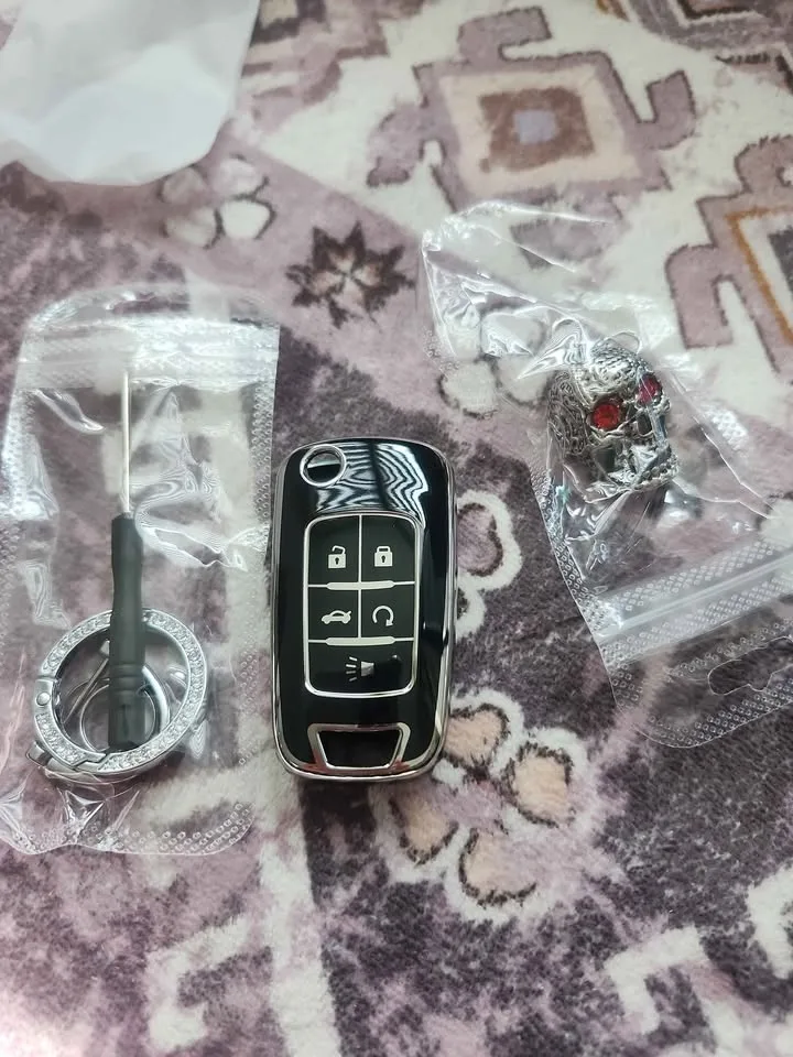 3-in-1 Stylish Car & Accessory Set – Only $5! image indicator(2)