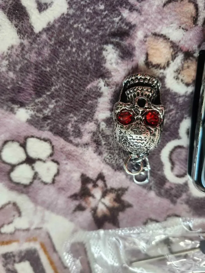 3-in-1 Stylish Car & Accessory Set – Only $5! image indicator(6)