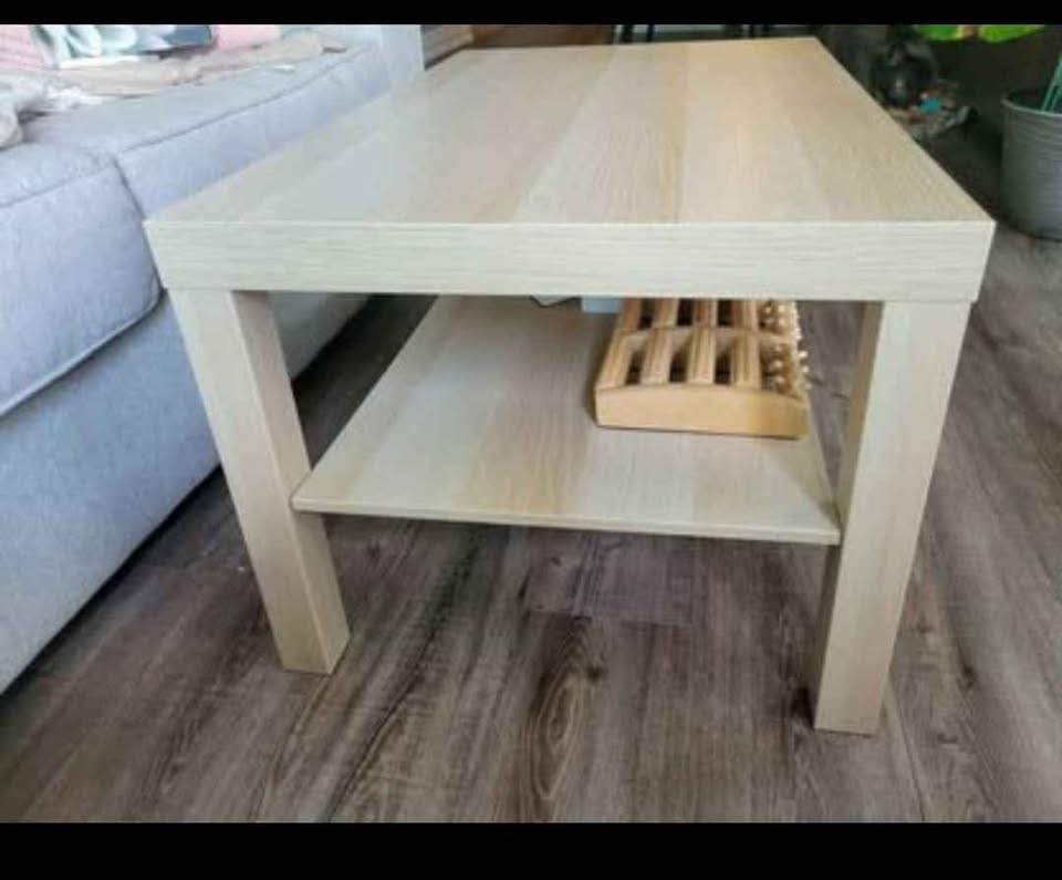 Selling coffee table - like new - photo 2