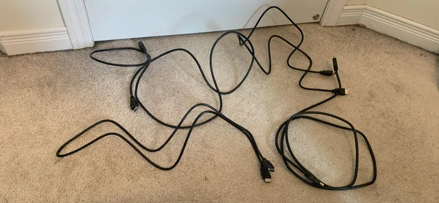 HDMI CABLES $3 each image indicator(2)