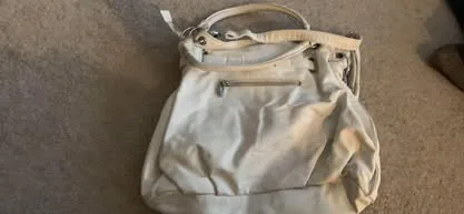 women purse image indicator(2)