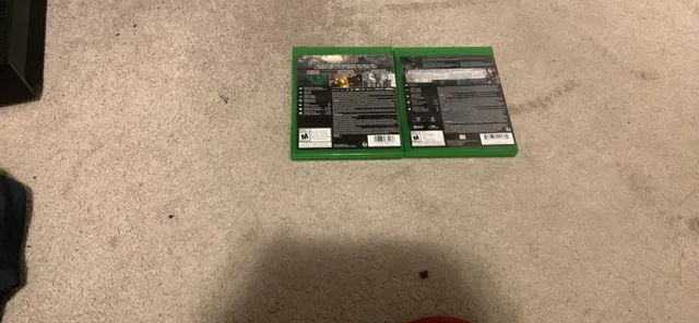 Xbox One Games: Call of Duty Modern Warfare & Little Hope image indicator(2)