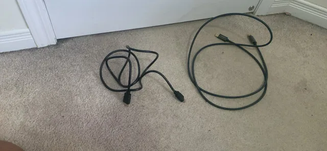 HDMI CABL $3 each image indicator(2)