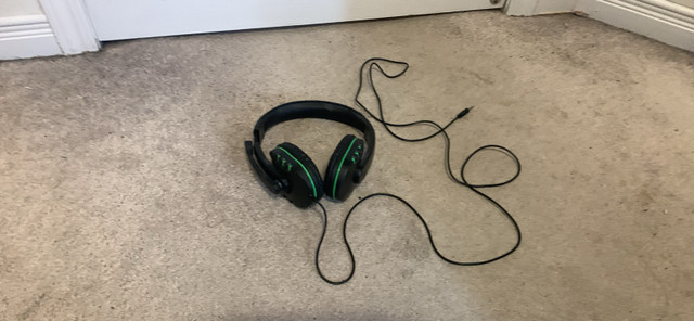 Xbox one headset - photo 2
