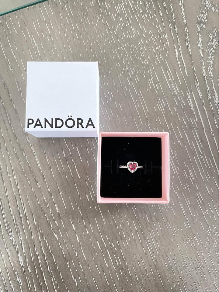 Red Heart Pandora Ring - photo 3