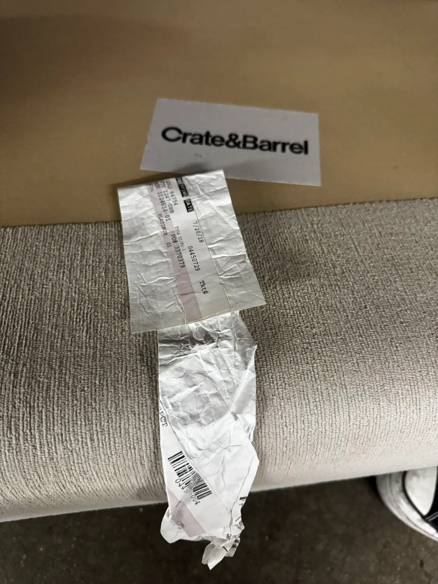 Crate & Barrel Marlowe Daybed - FREE DELIVERY image indicator(3)