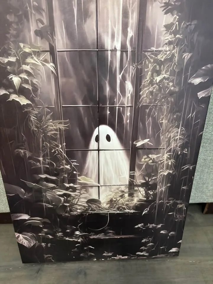 Greenhouse Ghost Canvas Wall Art image indicator(3)