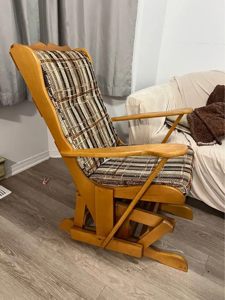 Glider rocking chair image indicator(2)