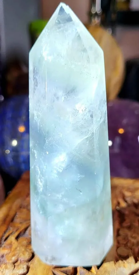 Fluorite Tower Ice Blue image indicator(2)