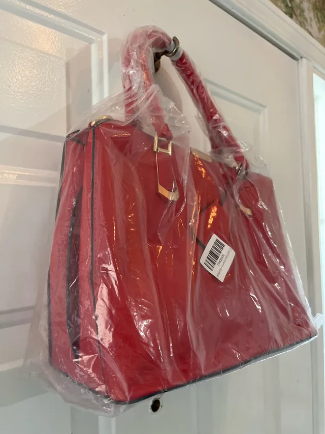 Red Shoulder Bag image indicator(2)